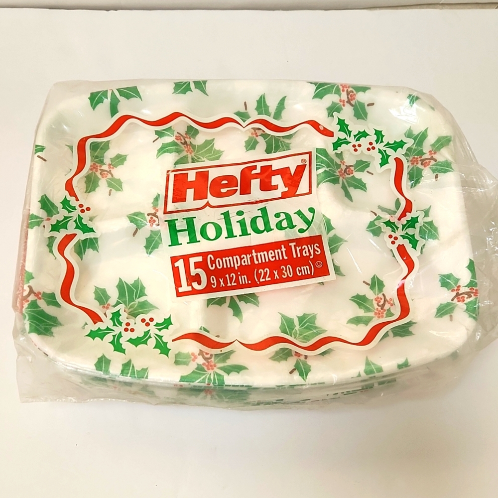 Vintage Christmas Hefty Holiday print Disposable Compartment Plate Trays